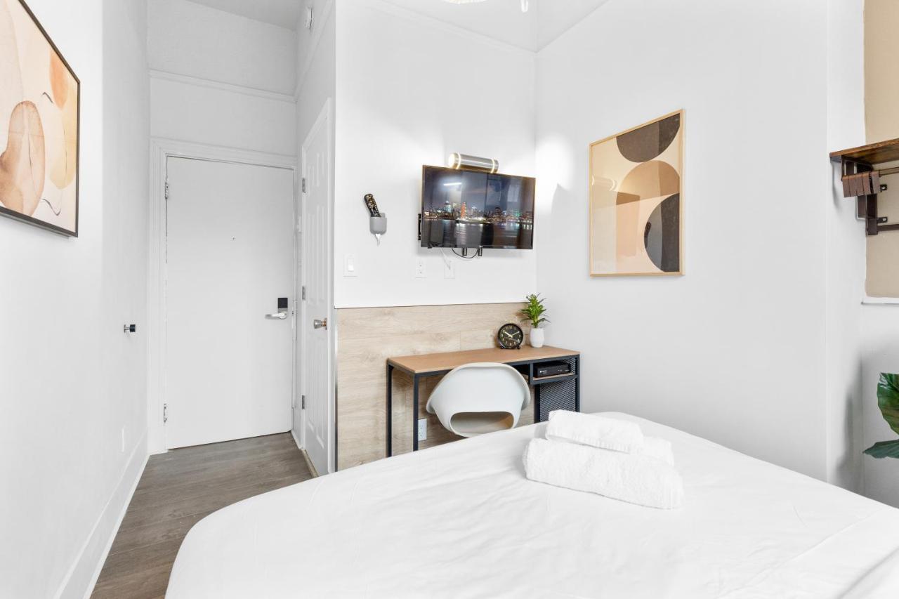Le Sand & Stone Hotel 몬트리올 외부 사진